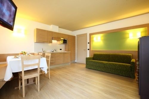 Aparthotel Al *
